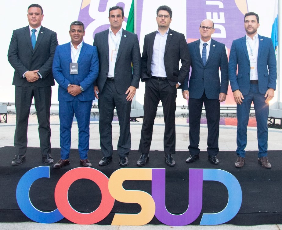 Controladores apresentam boas práticas em encontro do COSUD, no Rio de Janeiro