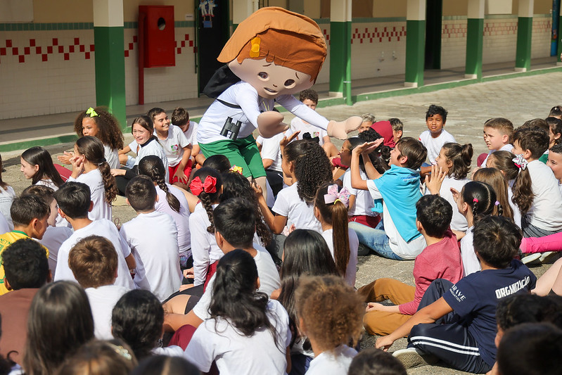 Governo do Estado vai às escolas para divulgar Prêmio Honestidade